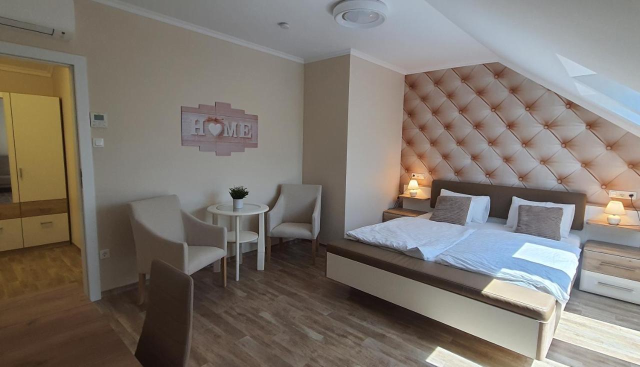 Camille Apartmanhouse Budapest Exterior photo